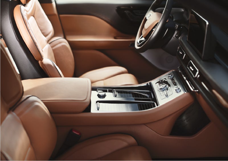 A 2023 Lincoln Aviator® Black Label model is shown in the Flight interior theme | McKie Lincoln, Inc. in Rapid City SD